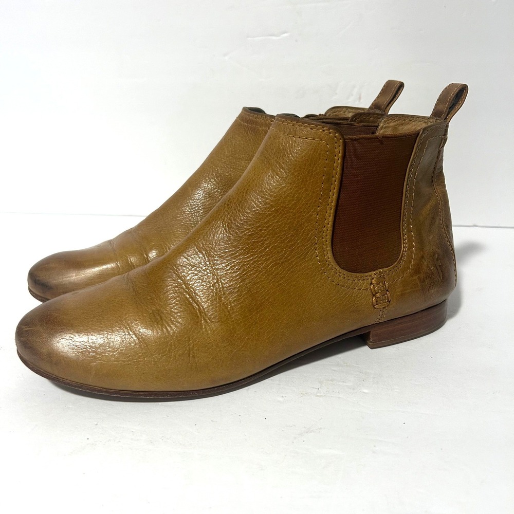 Frye Chelsea Boots Womens 8.5 Cognac Tan Leather Ankle Booties Flat Heel